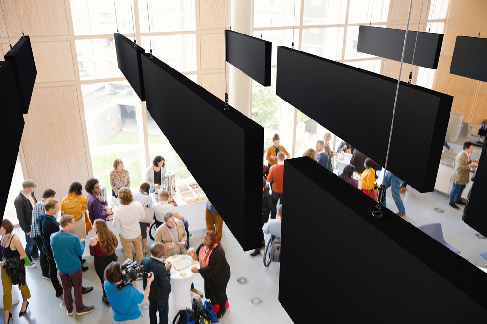 Baffle acoustique suspendu Saturna LP, noir