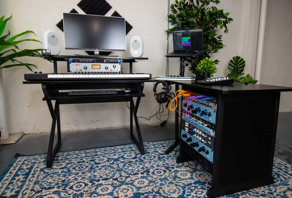 Content Creator Desk Set