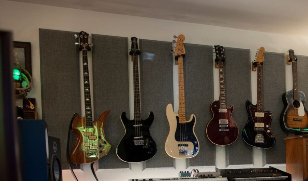 Broadway Control Columns Beveled 12"x48", 2", Black