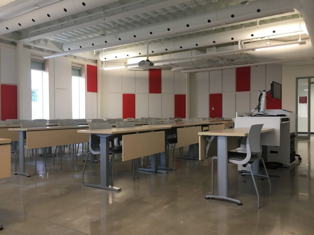 Panneaux haut débit Broadway biseautés 24"x48", 3", noir