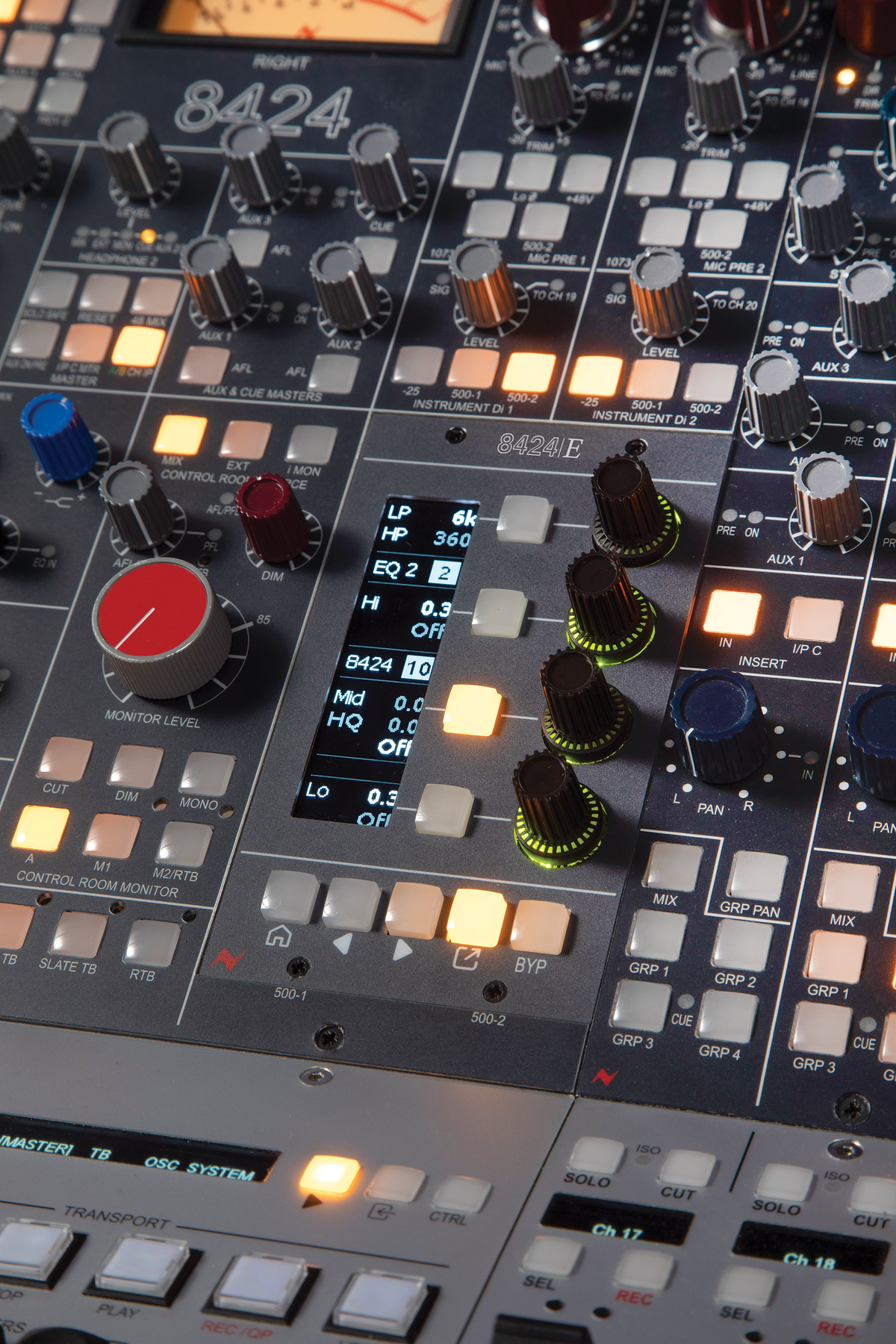 8424E Console