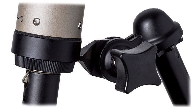 R-10 – Studio Economik