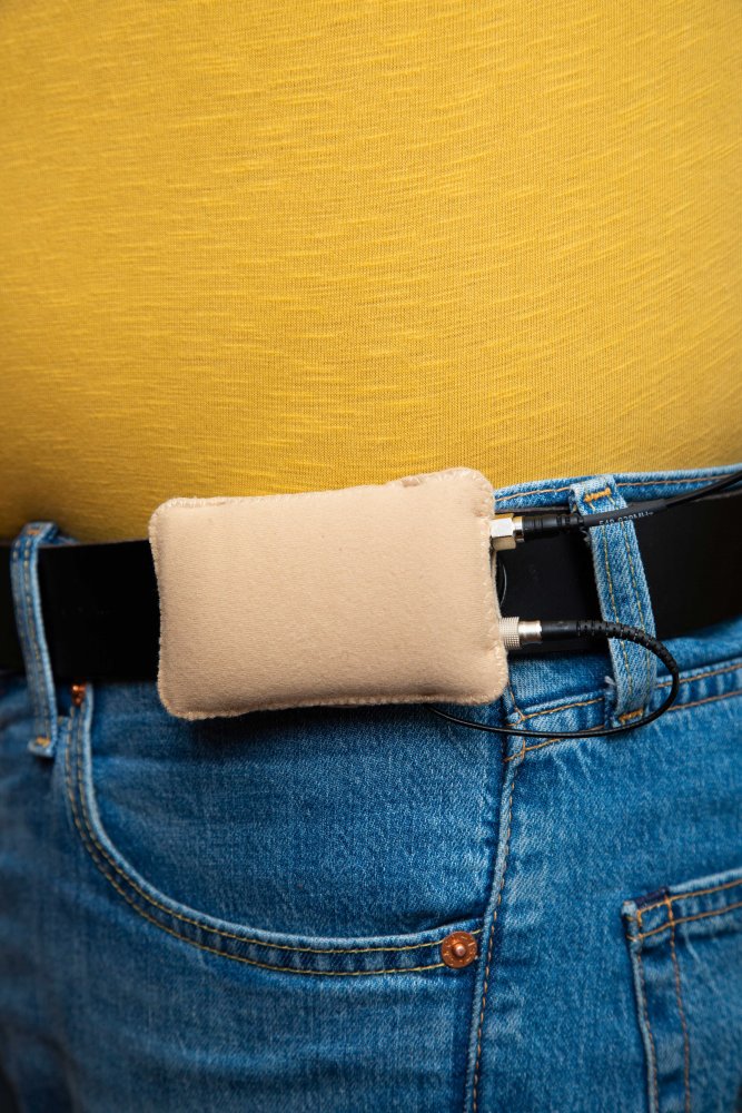 Belt Puffy Pouch (Large, Beige)