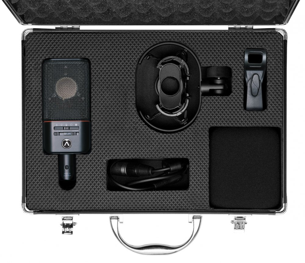 OC818 Black Studio Set