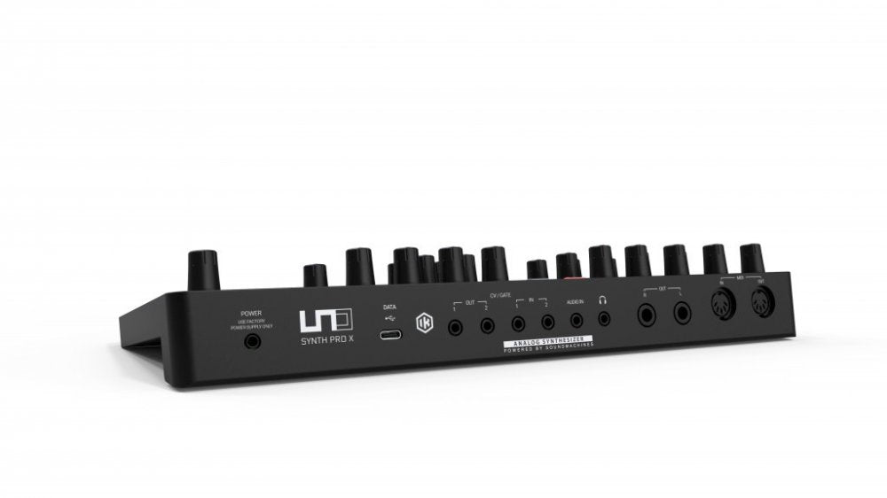 Synthétiseur IK UNO Pro X