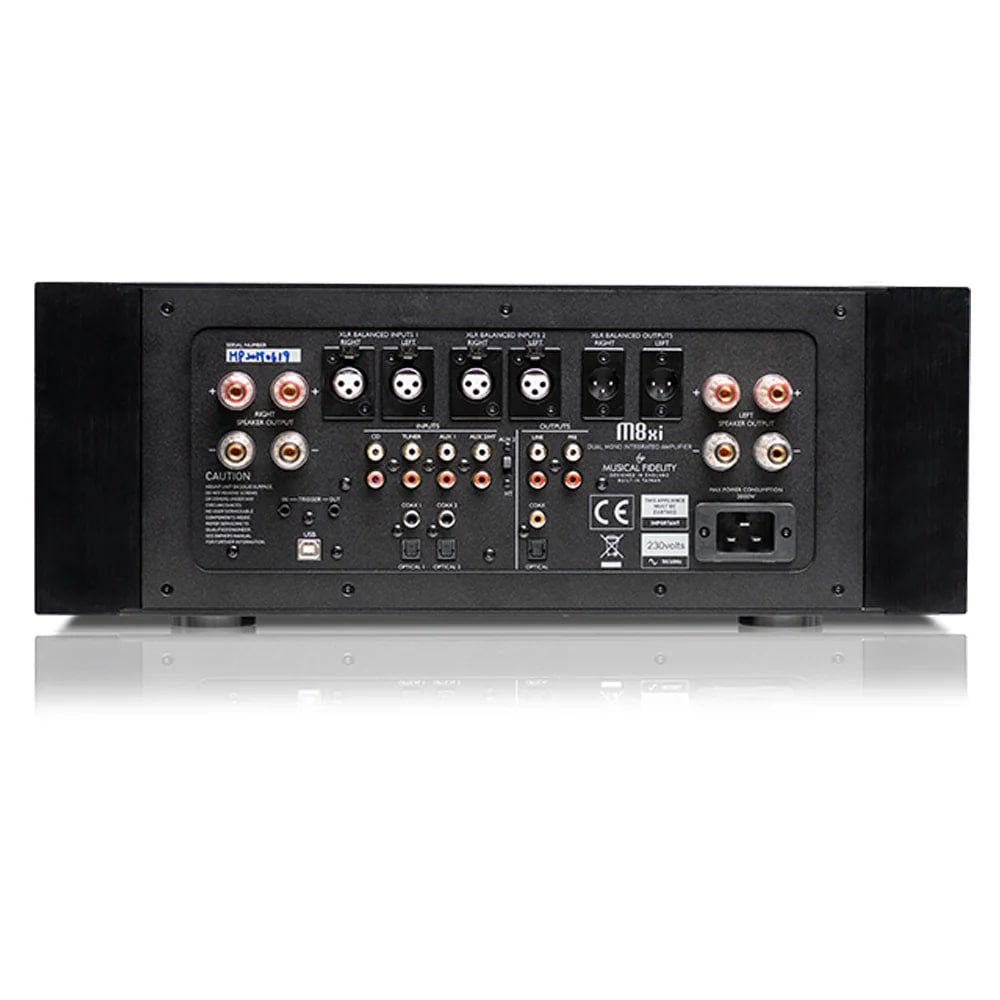 M8 Xi Black