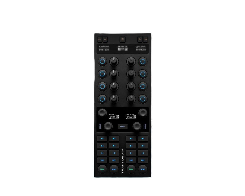 TRAKTOR X1 mk3 コントローラー　専用ケース付き Amazon.com: Native Instruments Traktor X1 MK3, Traktor