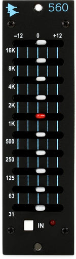 560