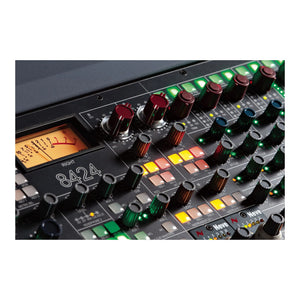 8424E Console