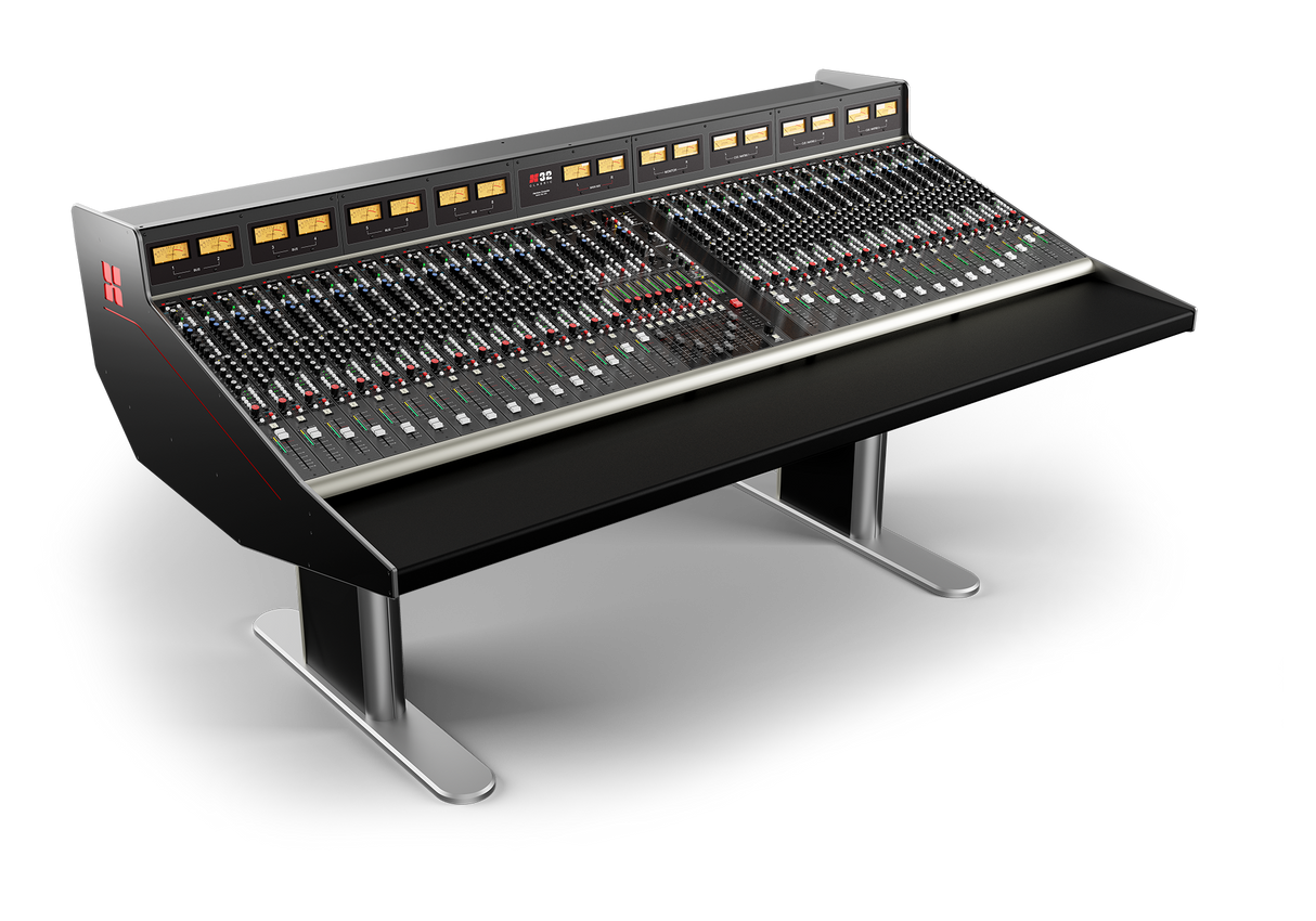 32Classic 32Ch console, includes Dante